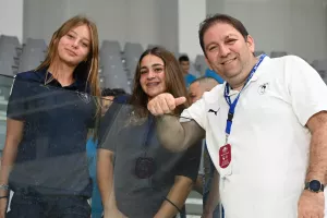(Φώτος) Οι Παφίτες στο "Αλφαμέγα"