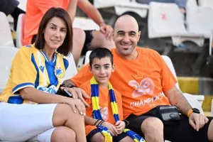 Οι φίλοι του ΑΠΟΕΛ στο ΓΣΠ (Φώτος)