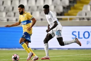 ΑΠΟΕΛ-Σλόβαν: Χάθηκε το Ch.L, φουλ για Europa League! (Φώτος)