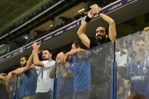 "Χ"αρούμενοι οι Αραδιππιώτες - Γκέλαρε... η Ανόρθωση (Φώτος)