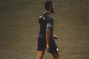 𝐈𝐍 𝐓𝐇𝐄 𝐙𝐎𝐍𝐄... με Σάντος