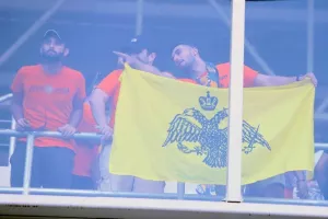 ΦΩΤΟΣ/ Οι ΑΠΟΕΛίστες στο "Národný futbalový štadión"