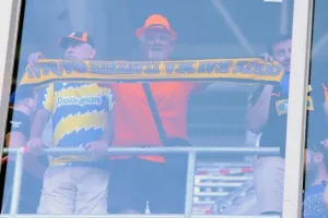 ΦΩΤΟΣ/ Οι ΑΠΟΕΛίστες στο "Národný futbalový štadión"