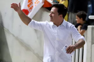 Η... υποδοχή στον Ντομίνγκεζ (φώτος)