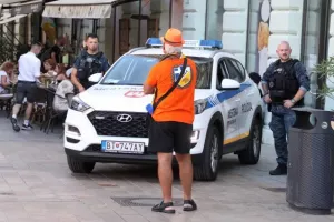 Στα πορτοκαλί... η Μπρατισλάβα! (Φώτος)