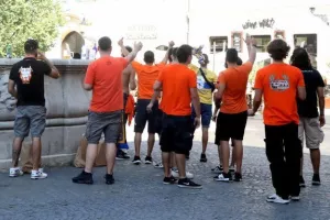 Στα πορτοκαλί... η Μπρατισλάβα! (Φώτος)
