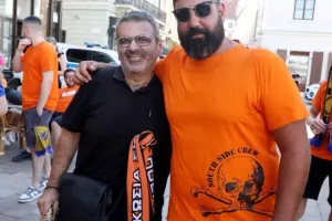 Στα πορτοκαλί... η Μπρατισλάβα! (Φώτος)