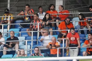ΦΩΤΟΣ/ Οι ΑΠΟΕΛίστες στο "Národný futbalový štadión"