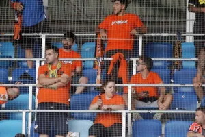 ΦΩΤΟΣ/ Οι ΑΠΟΕΛίστες στο "Národný futbalový štadión"