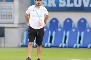 Σλόβαν-ΑΠΟΕΛ: Αδίκησε τον εαυτό του και θα χρειαστεί υπέρβαση (Φώτος)