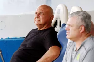 Ποιος... θα πάρει την θέση του; 
