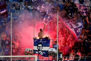 Με Τεσέιρα και κόσμο για τη νίκη 