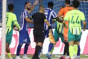 Ανόρθωση - ΑΕΚ: "Χ"ωρίς νικητή... στο ΠΑΠ (Φώτος)
