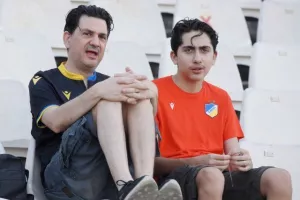 ΑΠΟΕΛ-Σλόβαν: Χάθηκε το Ch.L, φουλ για Europa League! (Φώτος)