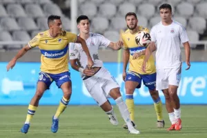 ΑΠΟΕΛ-Σλόβαν: Χάθηκε το Ch.L, φουλ για Europa League! (Φώτος)