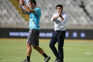 ΑΠΟΕΛ-Σλόβαν: Χάθηκε το Ch.L, φουλ για Europa League! (Φώτος)