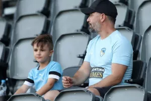(ΦΩΤΟΣ) Ο κόσμος της Πάφος FC
