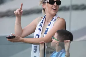 (ΦΩΤΟΣ) Ο κόσμος της Πάφος FC