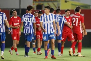 Νέα Σαλαμίνα - Ανόρθωση: ΓΚΟΛ, φάσεις και μοιρασιά στο "Αμμόχωστος" (φώτος)