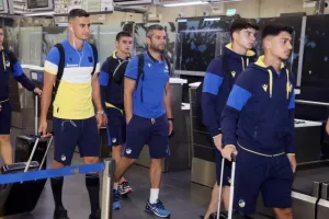 Η αποστολή του ΑΠΟΕΛ στο αεροδρόμιο (Φώτος/Βίντεο)