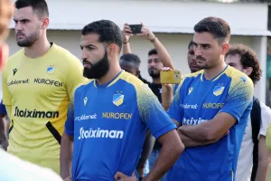 (Βίντεο/Φώτος kerkida) Η τελευταία προπόνηση του ΑΠΟΕΛ
