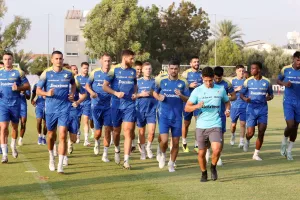 (Βίντεο/Φώτος kerkida) Η τελευταία προπόνηση του ΑΠΟΕΛ