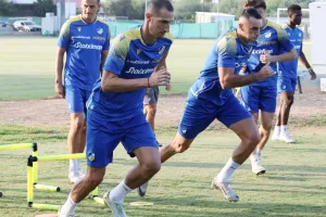 (Βίντεο/Φώτος kerkida) Η τελευταία προπόνηση του ΑΠΟΕΛ