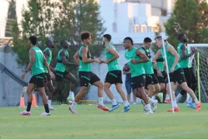 (ΦΩΤΟΣ kerkida) Η προπόνηση της Ομόνοιας ενόψει Φέχερβαρ