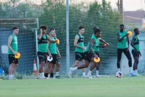 (ΦΩΤΟΣ kerkida) Η προπόνηση της Ομόνοιας ενόψει Φέχερβαρ