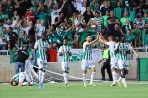 Ομόνοια - Ζίρε: Πράσινη απόλαυση, "εξάσφαιρο" και... κλείδωσε League Phase! (Φώτος)