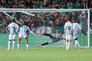 Ομόνοια - Ζίρε: Πράσινη απόλαυση, "εξάσφαιρο" και... κλείδωσε League Phase! (Φώτος)