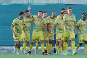 Ομόνοια 29Μ-ΑΕΛ: Πρεμιέρα με ΔΙΠΛΟ και τεσσάρα! (Φώτος)