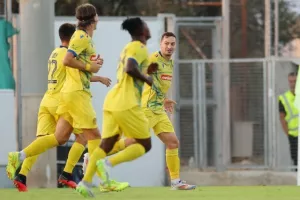 Ομόνοια 29Μ-ΑΕΛ: Πρεμιέρα με ΔΙΠΛΟ και τεσσάρα! (Φώτος)