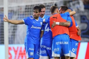 Απόλλων - ΑΕΚ: Χαμένο πέναλτι, αποβολή και... "διπλό" με ανατροπή (Φώτος)