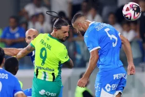 Απόλλων - ΑΕΚ: Χαμένο πέναλτι, αποβολή και... "διπλό" με ανατροπή (Φώτος)