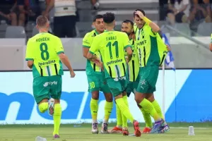 Απόλλων - ΑΕΚ: Χαμένο πέναλτι, αποβολή και... "διπλό" με ανατροπή (Φώτος)