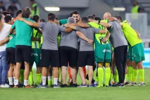 Απόλλων - ΑΕΚ: Χαμένο πέναλτι, αποβολή και... "διπλό" με ανατροπή (Φώτος)