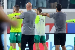 Απόλλων - ΑΕΚ: Χαμένο πέναλτι, αποβολή και... "διπλό" με ανατροπή (Φώτος)