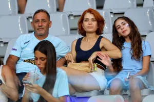 (Φώτος) Οι Παφίτες στο "Αλφαμέγα"