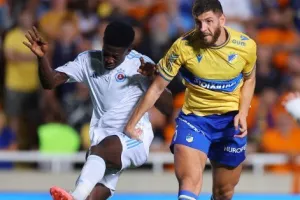 ΑΠΟΕΛ-Σλόβαν: Χάθηκε το Ch.L, φουλ για Europa League! (Φώτος)