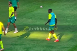 Ένας πίσω και ένας μπροστά... 