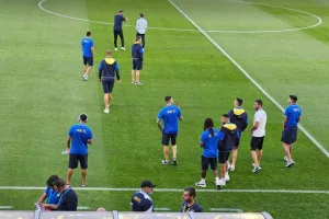 Άφιξη και... αναγνωριστική βόλτα (Φώτος)