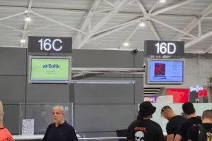 Πέταξε... για Λετονία το ΑΠΟΕΛ (Φώτος)