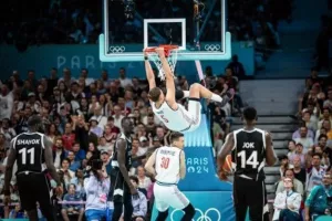 Η Σερβία κέρδισε και η Ελλάδα (επίσημα) προκρίθηκε!
