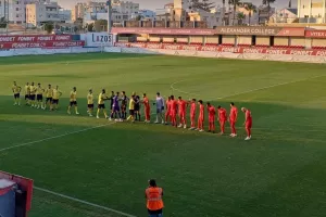(LIVE/ημίχρονο) Νέα Σαλαμίνα 0-0 ΑΕΛ (φώτος)