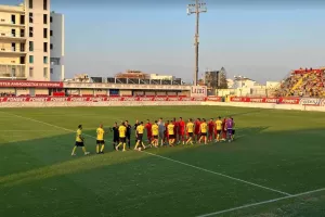 (LIVE/ημίχρονο) Νέα Σαλαμίνα 0-0 ΑΕΛ (φώτος)