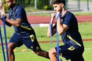 (Φώτος) ΑΕΛ/Training