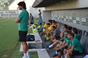 ΚΛΙΚΣ από το φιλικό