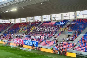 Λίγος ο κόσμος στο "Sóstói Stadium" (Φώτος Κερκίδα)