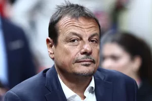 Διαψεύδει ο Αταμάν: "Δεν υπάρχει εξέλιξη για τον Ναν, υπάρχουν και εναλλακτικές"